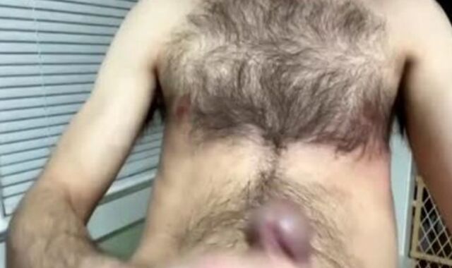shaggy fellow Finishes off In Live whilst draining off