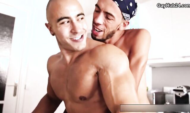 juicy boys Have condom-free bootie stab