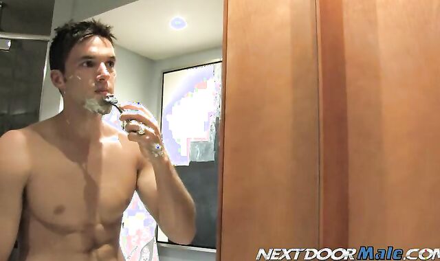 Next Door Masculine: Passionate Wanks from Canada's Cub