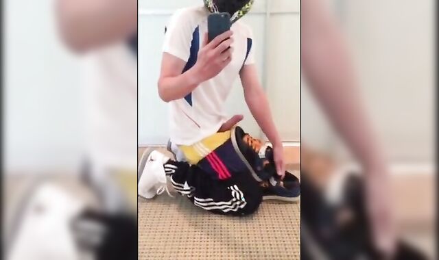 Twink Handjob Amateur Video - Sehr Geil 3