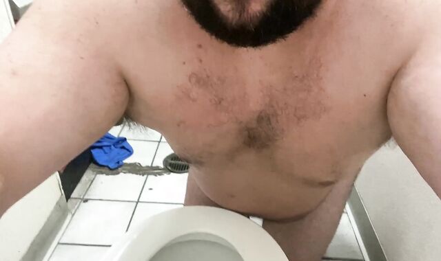 I inject A Gas Station Wc And take up with the tongue And gargle The Wc And The Floor