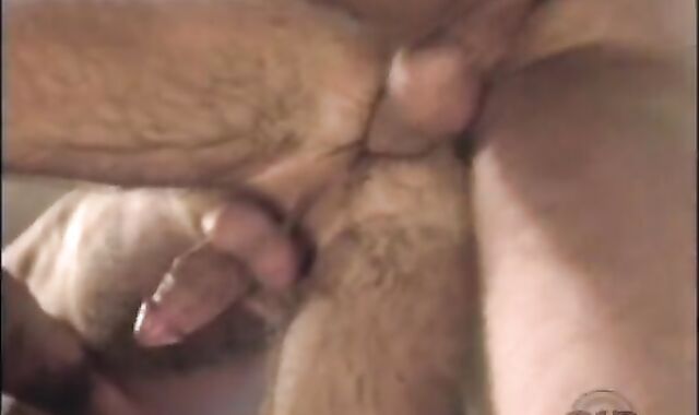 Eduardo romping Ray Harley - Day Trade