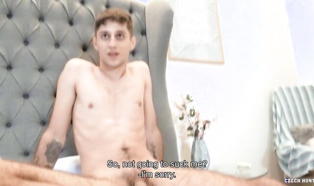 CzechHunter.com: Hand job amongst Czech lad fag