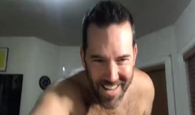 elder chap Draining His man meat In Live