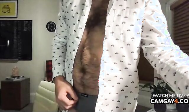 elder chap Draining His man meat In Live
