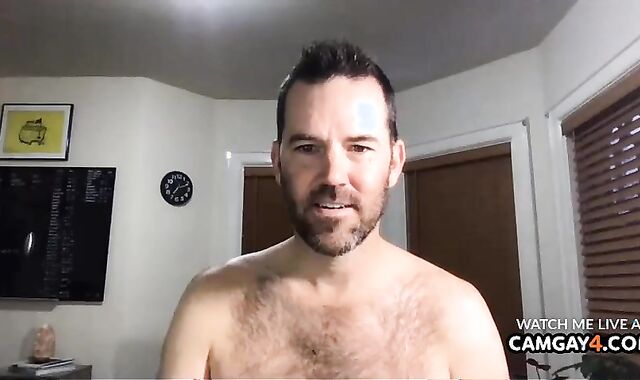 elder chap Draining His man meat In Live