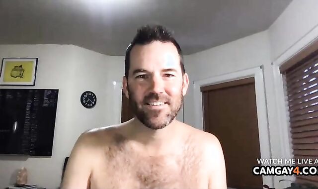 elder chap Draining His man meat In Live