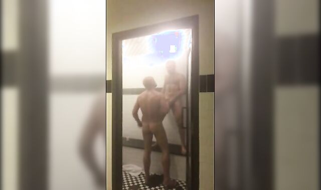Big-Cock Blowjob in the Sauna with Amateur Hunk