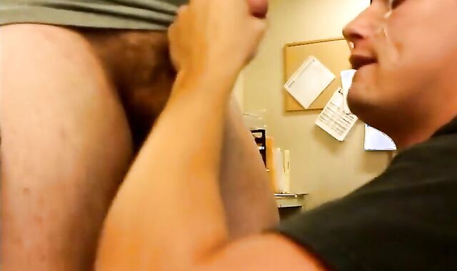 Twink's Cum Face Paint Session