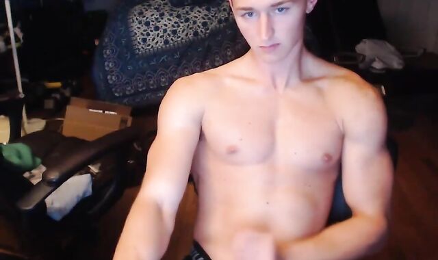 Fit twunk Knocks On Out