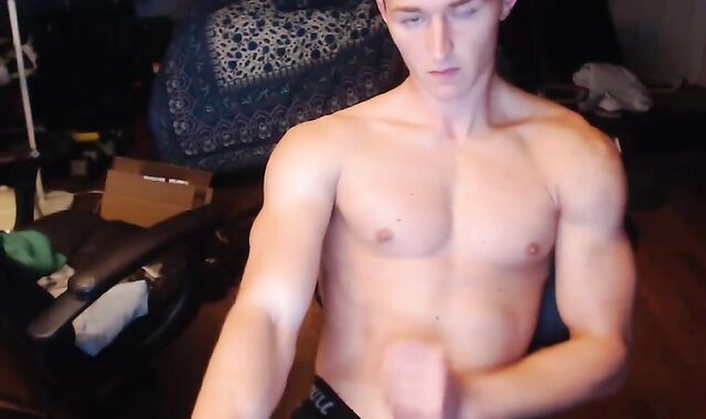 Fit twunk Knocks On Out