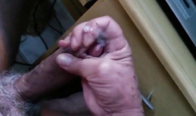 Daddies and Bears Masturbating 5