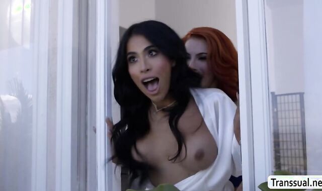 My bestie fuck my ass n photographer on my marriage