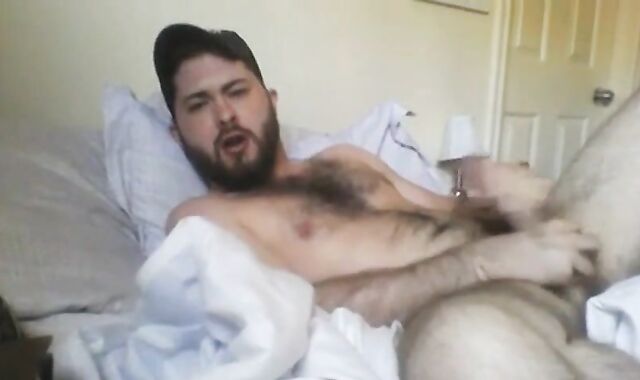 Fun with a Guy While His Girl is Away - Big Cock Amateur Action