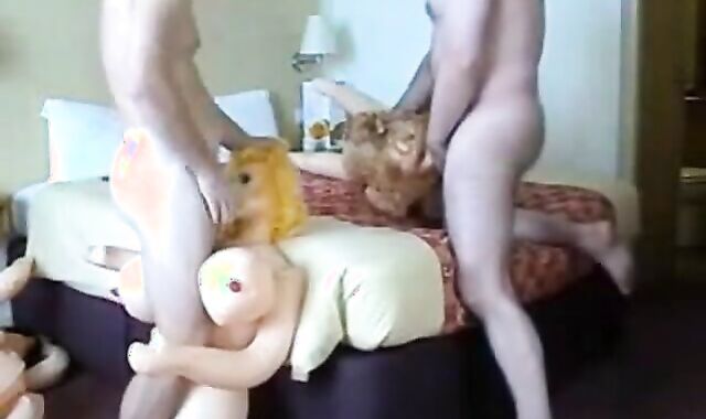 2 Straight Friends Try Out a Blow-Up Doll