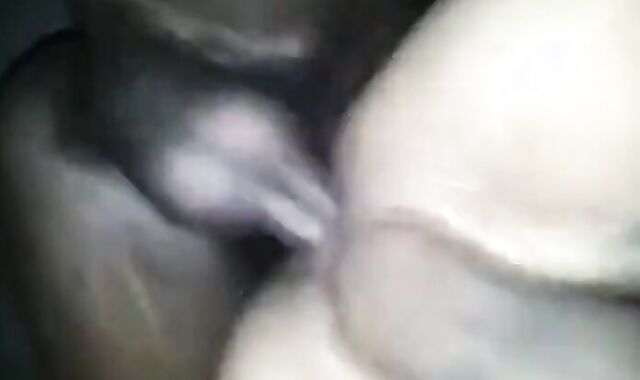 Black Bareback Amateur Cums in Ass