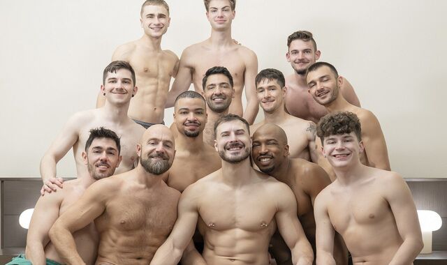 Felix Trainor's 1st Cumdump!