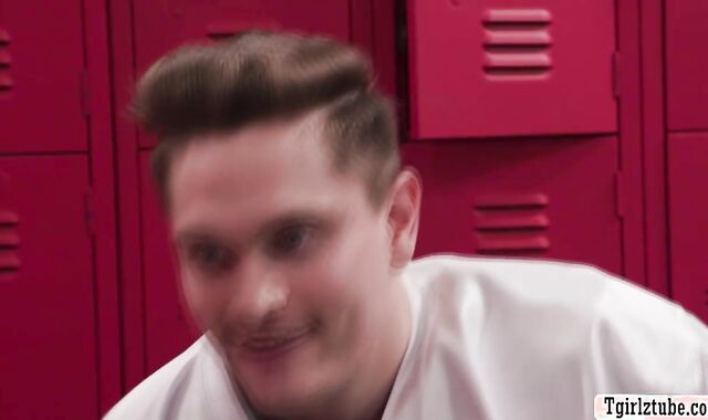 Fucking my sad crush in locker to make him happy