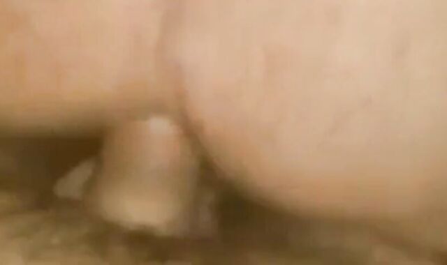 Bareback Amateur Video of a Lebanese Gay Couple in a Hotel 2