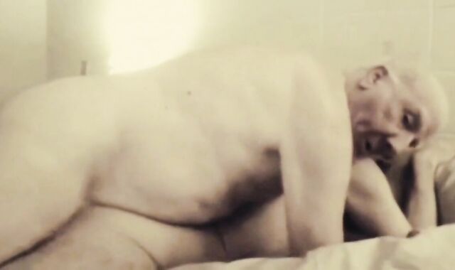 Daddy's Happy Bareback Adventure