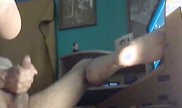 Solo Big Cocks Cumming Hard 2