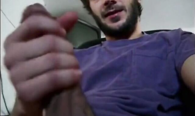 Bearded Amateur Man Masturbating Solo