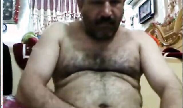 Bear Masturbating: Mature Arab Edition