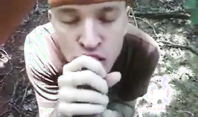 Twink blows big-cocked worker outdoors