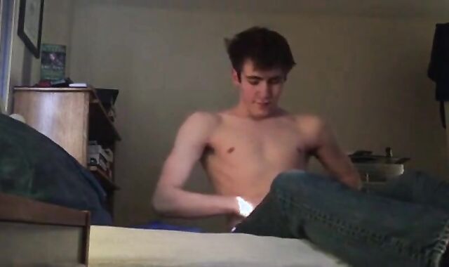 Twink's Amateur Masturbation Video