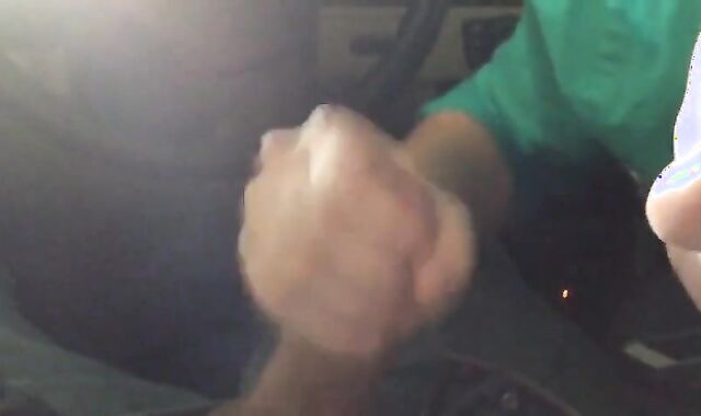 Dirty Car Blowjob: Outdoor Amateur Fun with CIM Swallow