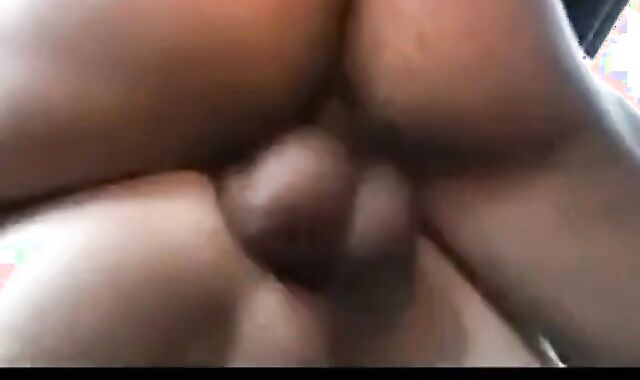 Amateur Fucking in the Car