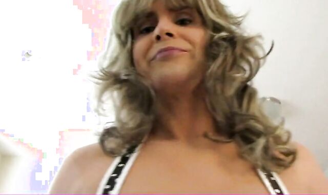 Big Cock Handjob for Crossdresser Samantha 2