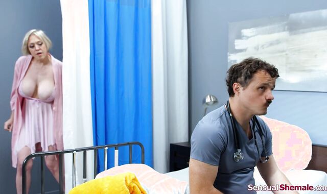 Trans nurse catches patient fuck nurse