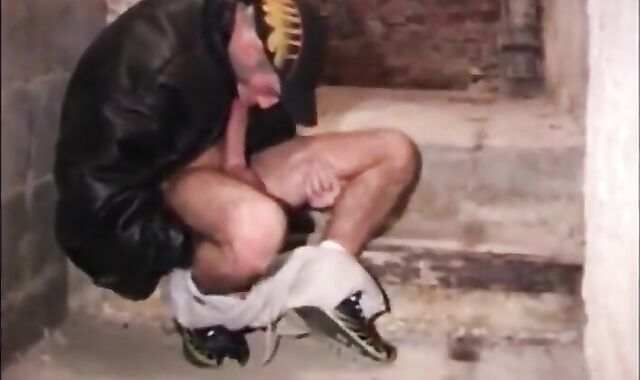 Big-Cock Hunks Selfsuck Compilation