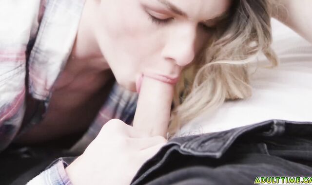 Femboy Texas Twink and boyfriends sex session