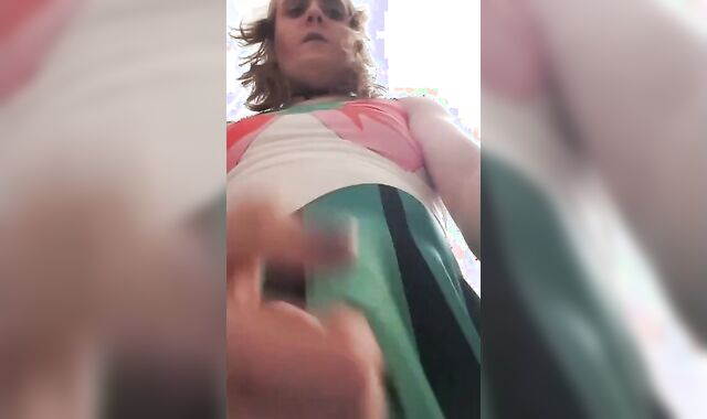 Crossdresser Twink's Full Introduction 4