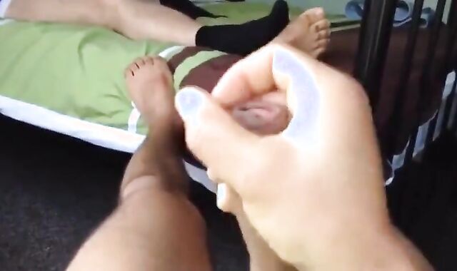 Roommate Catches Him Jerking Off: Gay Voyeur Amateur Fun