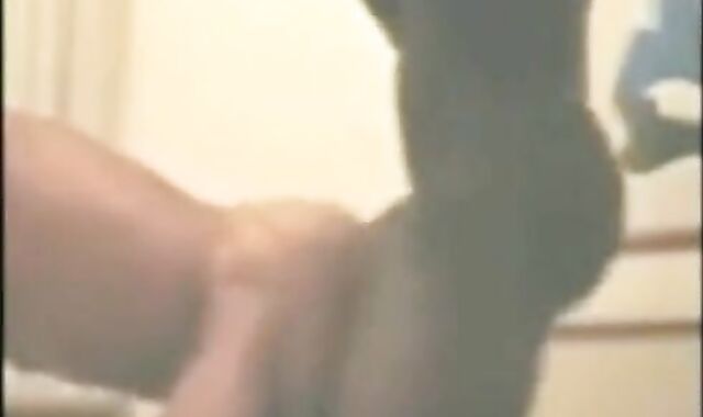 Black Amateur Gives a Blowjob to a Frenchman
