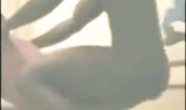 Black Amateur Gives a Blowjob to a Frenchman