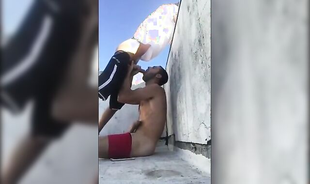 Sucking Dick Outdoors 2