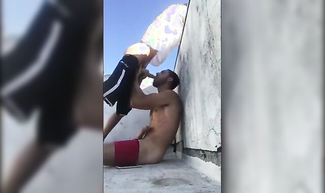 Sucking Dick Outdoors 2