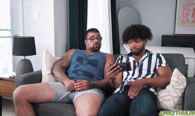 Tony Genius Takes Virgin Ryan Bones Anal Creampie