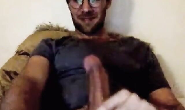 French Stud Shoots a Big Load - Amateur Webcam Solo