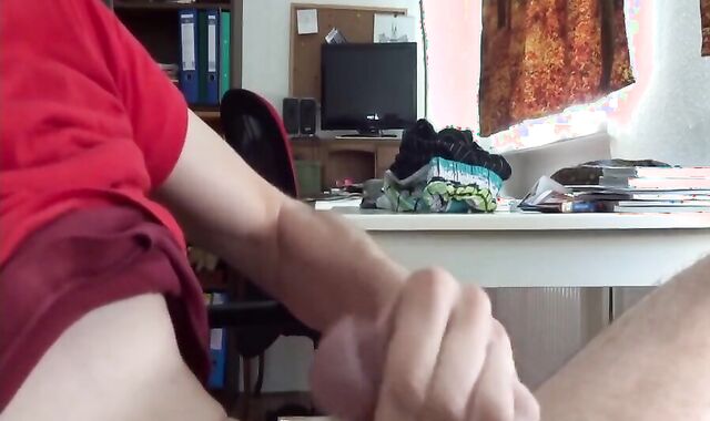 Skinny Twink Cums Hard 2