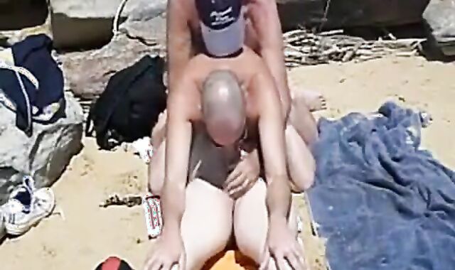 Threesome Fun on the Beach with Hung Amateurs