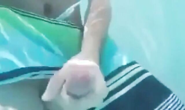 Underwater Jerk-Off Session Outdoors - Amateur Style 2