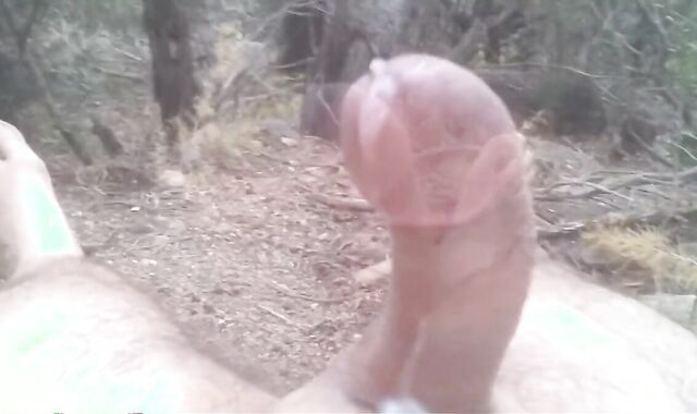 Sexy Babe Outdoor Masturbation Job