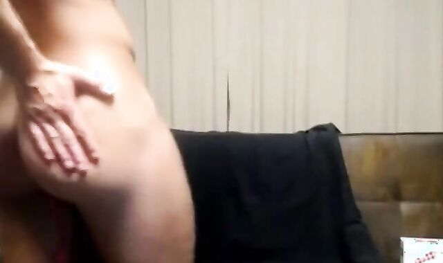 Big-Cock Diamond Cums Hard