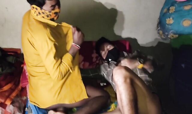 Gay Amateur: A Unique Sexy Story Of A Fun Mechanic And A Fan