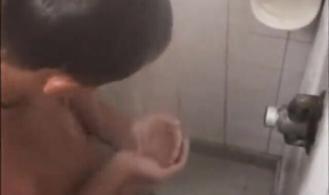 Gay Solo: Boy shower jerk off